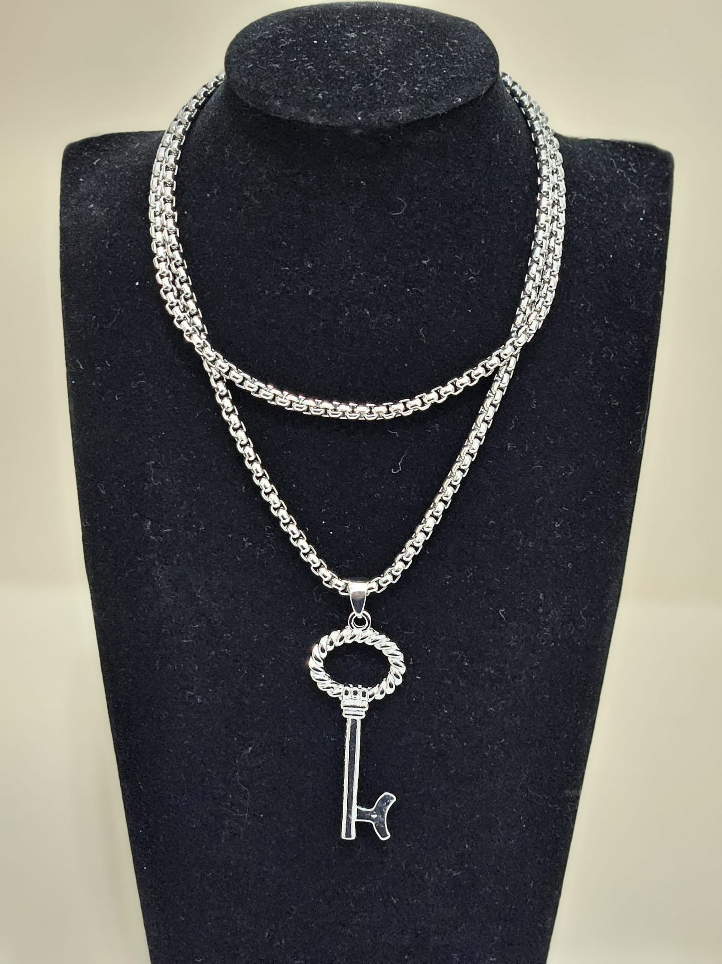 The Key Necklace