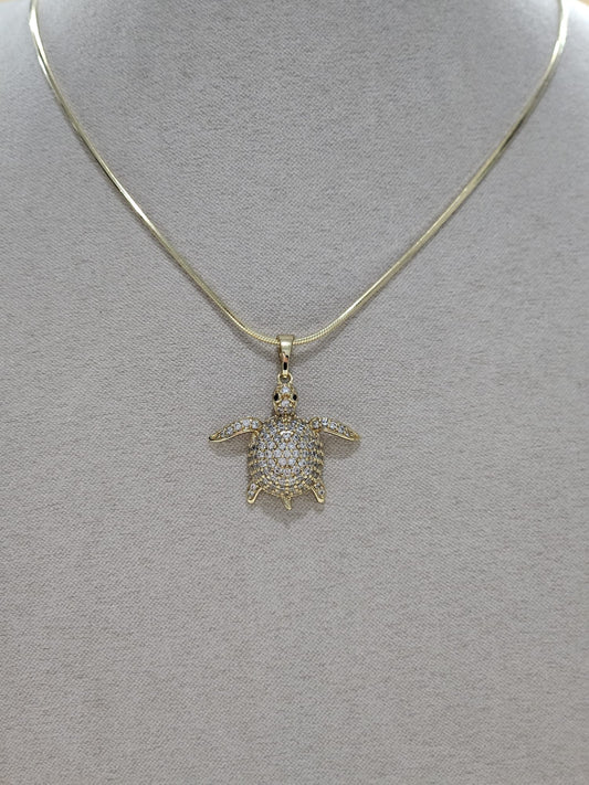 The Diamond Medium Turtle Pendant