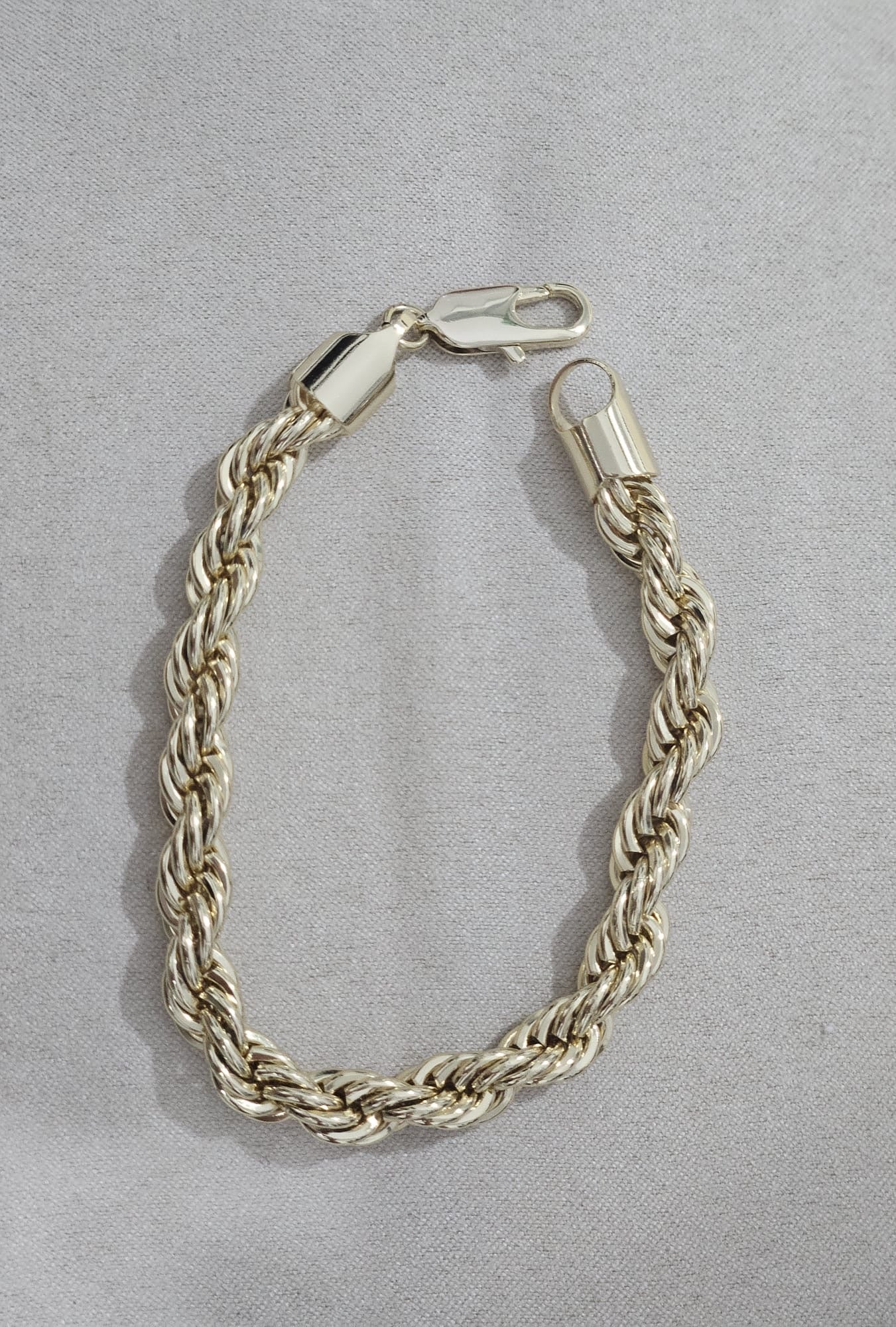 The Rope Bracelet